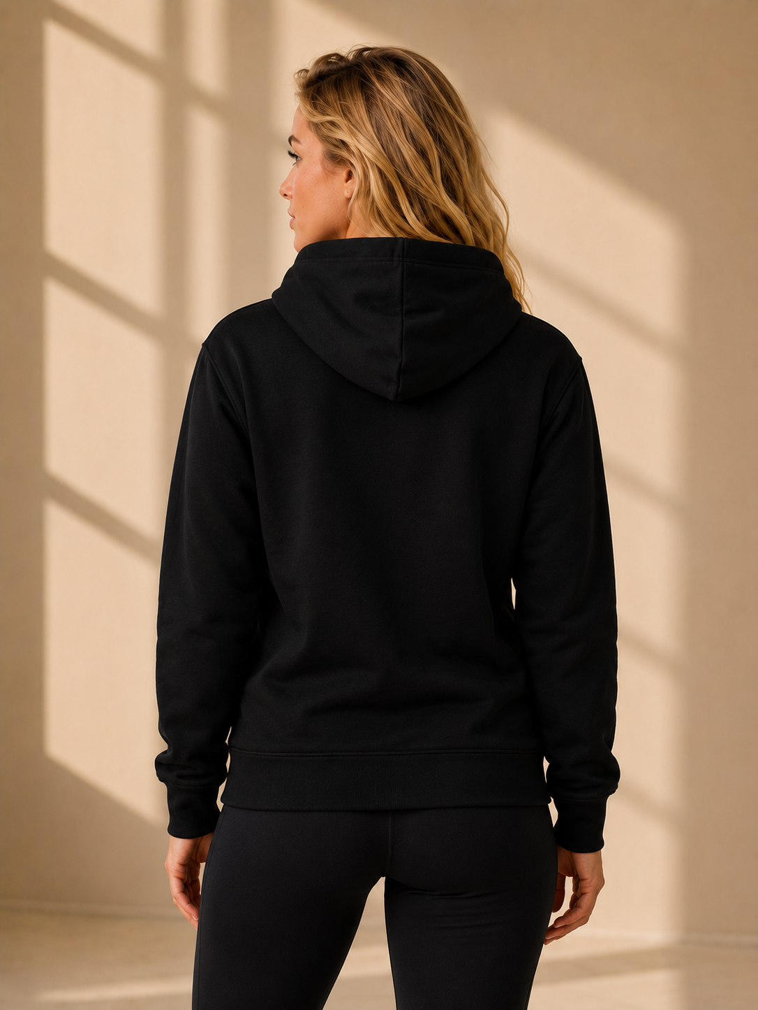 Premium Hoodie voor Dames – Zwart